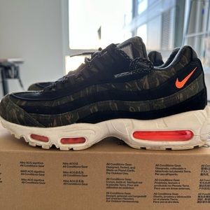 Nike x Carhartt Air Max 95